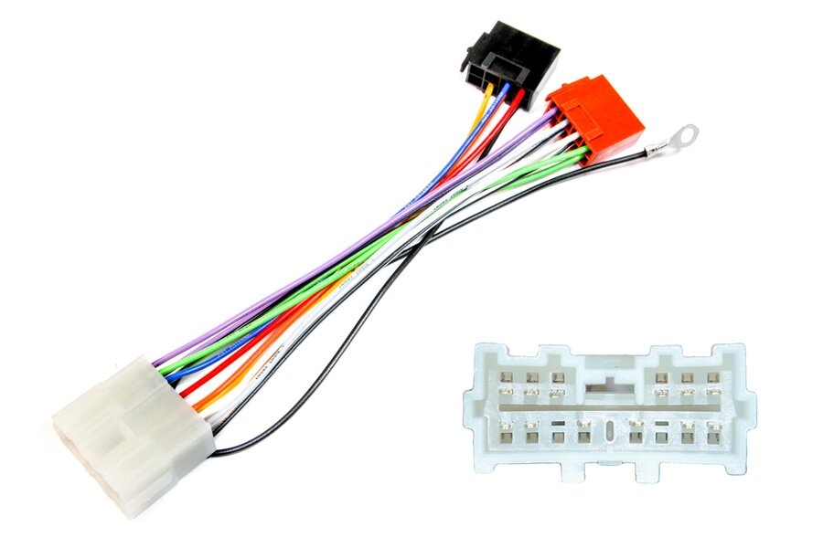 Mitsubishi (96>) car radio ISO lead  
