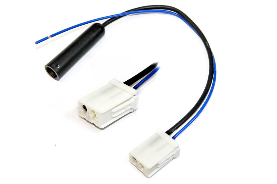 Toyota Lexus (09) connector to female DIN plug car audio aerial antenna adapter