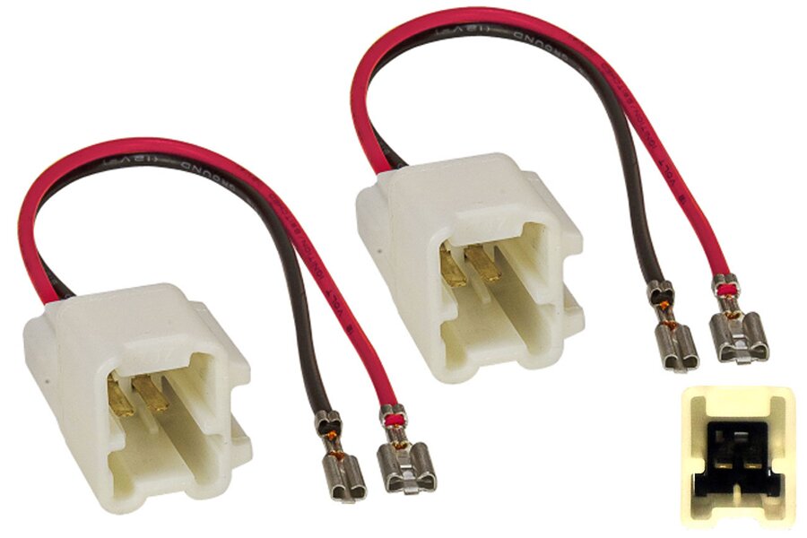 Nissan Juke, Micra, Pulsar, X-Trail, Qashqai car audio speaker adapter cables (Pair)