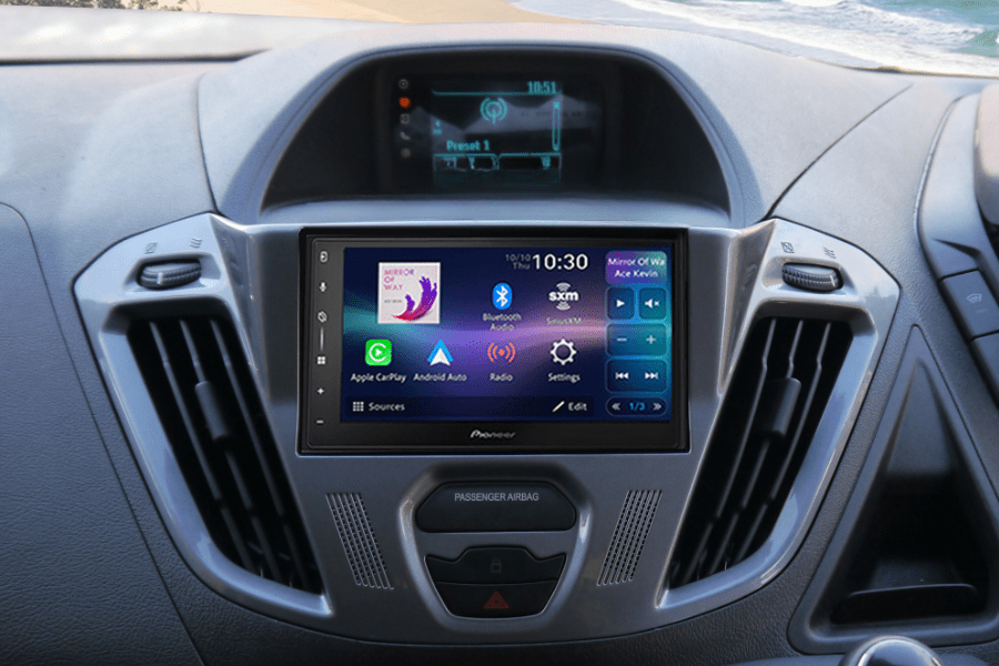 Ford Transit Custom (Limited/Sport) 16-18 Apple Carplay/ Android stereo kit with Pioneer SPH-DA77DAB