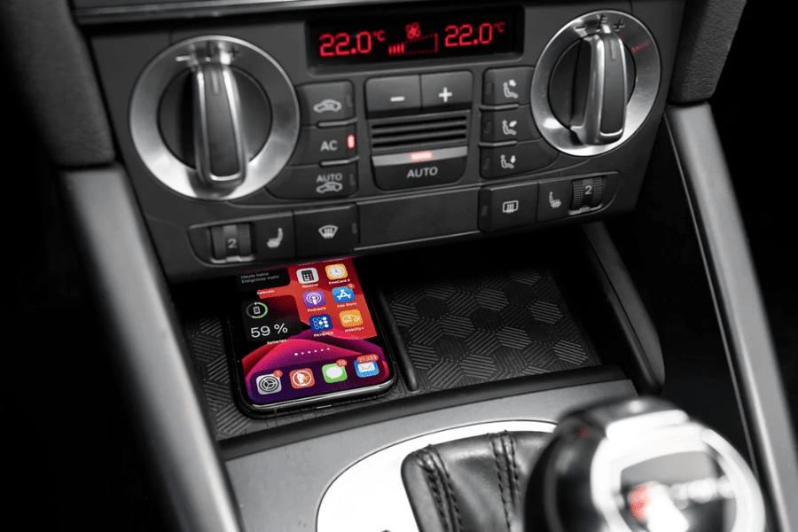 INBAY® Audi A3/S3/RS3 8P (2003-2012) 15W integrated Wireless smartphone Pocket charging tray