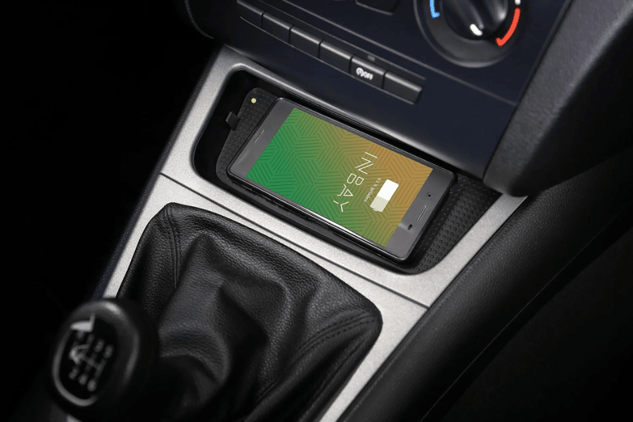 INBAY® BMW 1 Series (E81/E82/E87/E88) 10W integrated Wireless smartphone charging tray