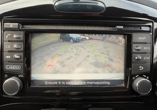 NIS-JUKE-06- SWC/Camera (Acenta Premium)