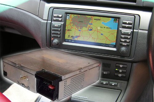 BMW E46 Nav with Quadlock tuner