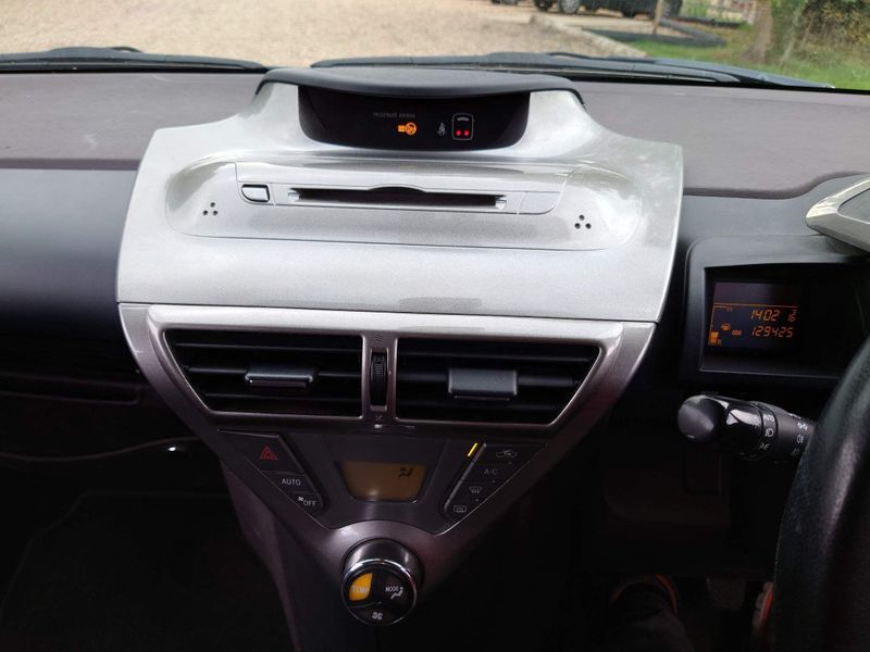 IQ Basic CD Player